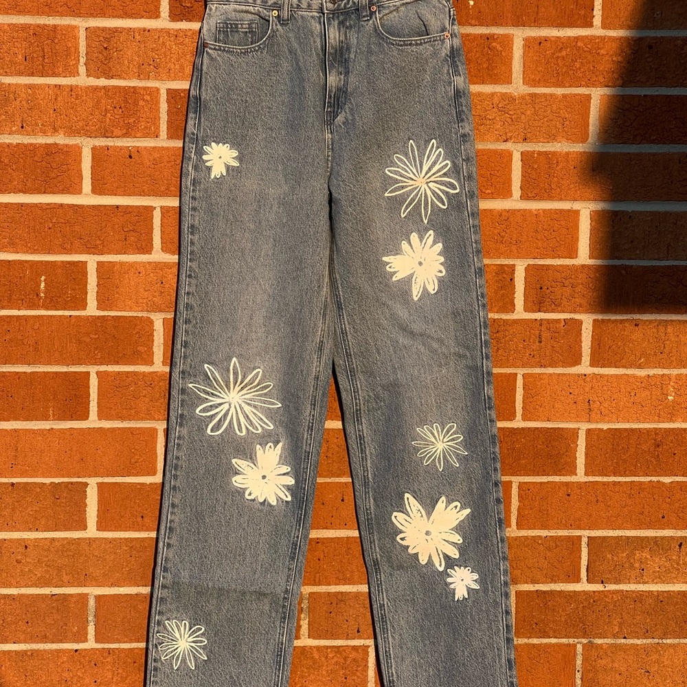 PacSun High Rise Blue and White Floral Jeans